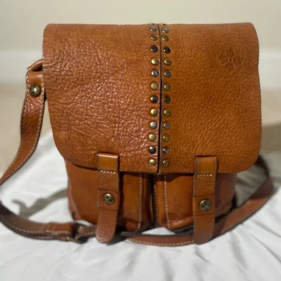 Patricia Nash Tan Leather Studded Crossbody Bag - Picture 13 of 16